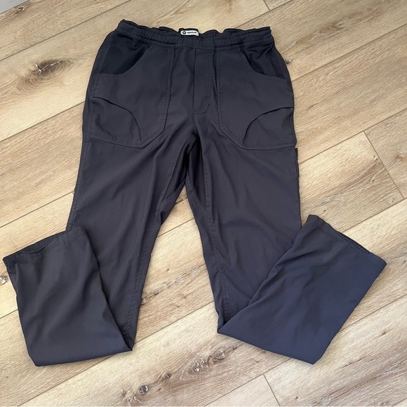 KOILITE gunmetal gray scrub pants, M, moisture wicking, pockets, comfortable. - Picture 3 of 16